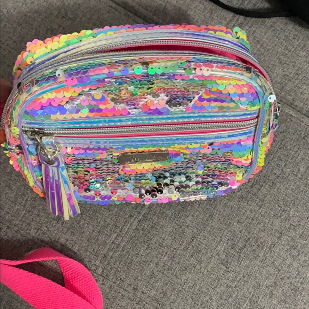 Girls' Flip Sequin Belt Bag - Picture 5 of 7